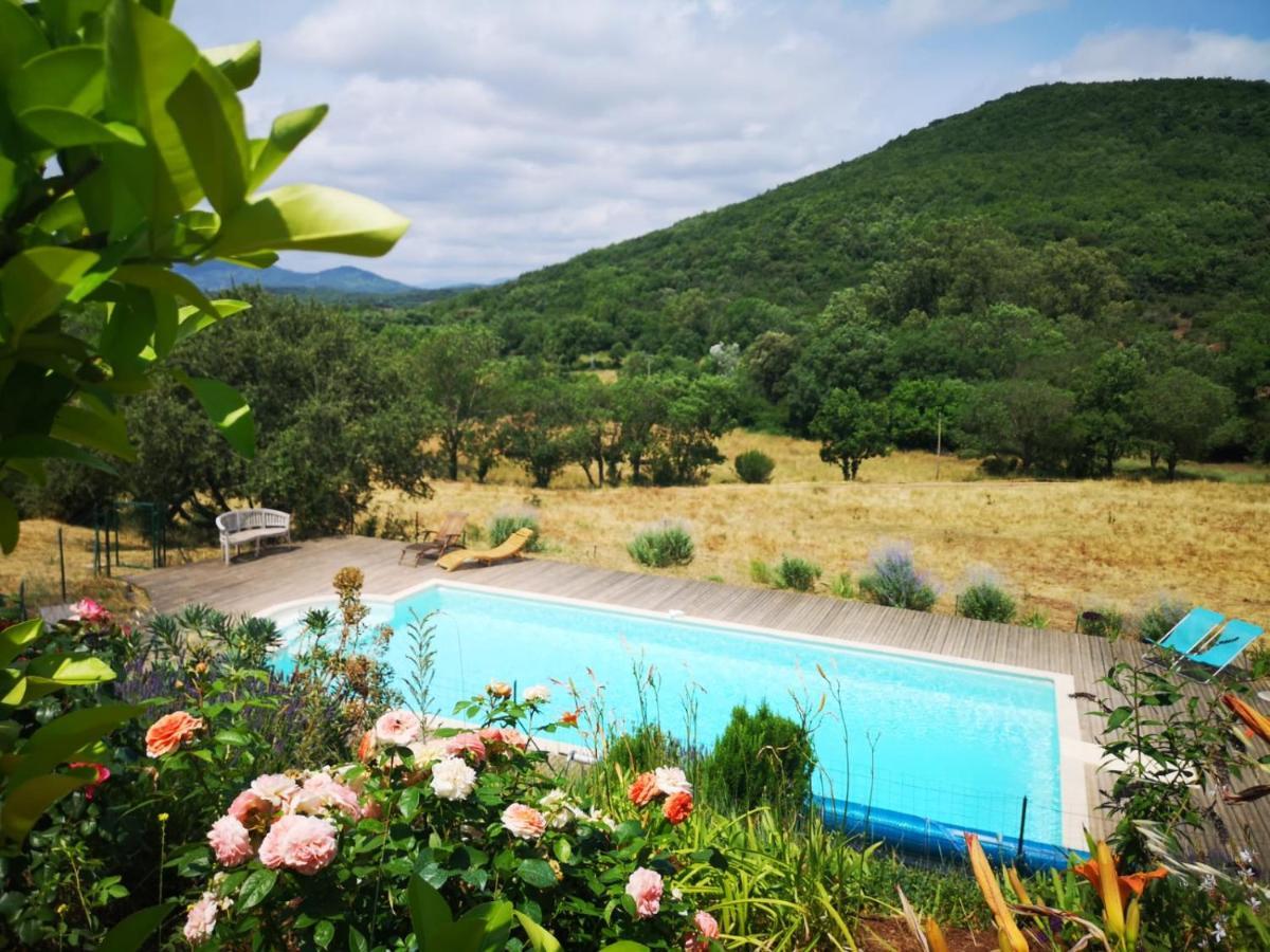 Bed and Breakfast Domaine De Montbarri La Tour-sur-Orb Exteriér fotografie